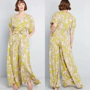 ⭐️⭐️HOST PICK⭐️⭐️ Collectif x MC Expressive Essence Chartreuse Wide-Leg Jumpsuit